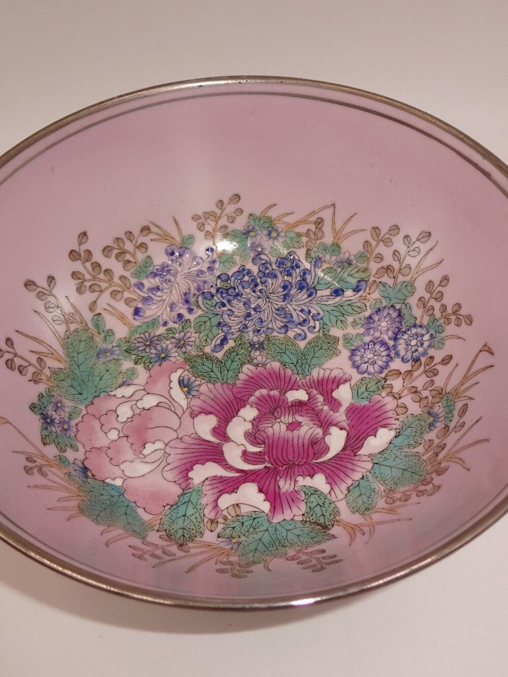 Vintage Toyo H.F.P. Macau Purple Floral Chinoiserie Decorative Porcelain Bowl 8"
